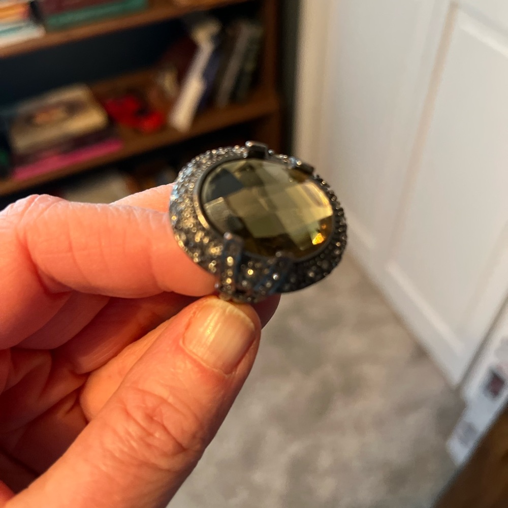 Large cocktail ring - Picture 2 of 2